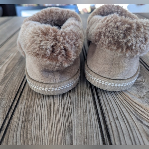 Skechers Women's Slippers Sz 9 - Picture 4 of 9